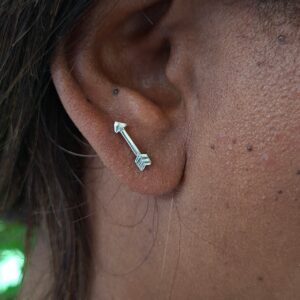 arrow studs