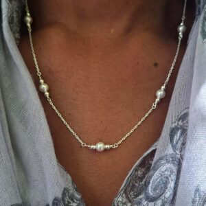 pearl necklace