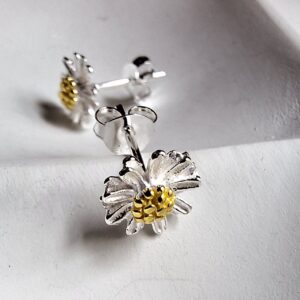 Daisy Stud Earrings